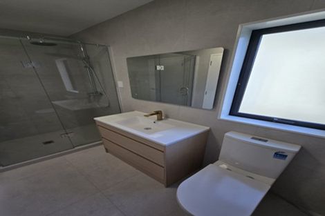 Photo of property in 19 Karaka Village Parade, Karaka, 2580