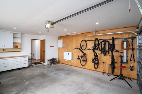 Photo of property in 10 Addison Place, Halswell, Christchurch, 8025