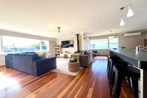 Photo of property in 21 Queen Street, Feilding, 4702