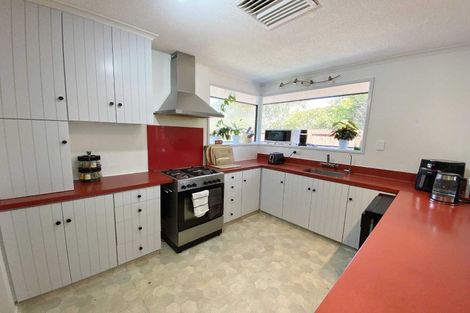 Photo of property in 12 Shamrock Place, Halswell, Christchurch, 8025