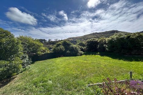 Photo of property in 35 Cornwall Road, Lyttelton, 8082