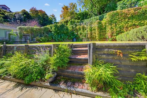 Photo of property in 3 Hooker Avenue, Hospital Hill, Napier, 4110