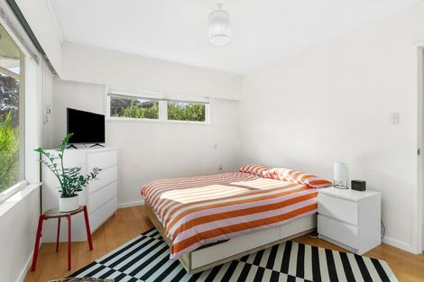 Photo of property in 22 Park Road, Glenfield, Auckland, 0629