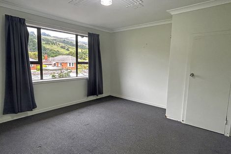 Photo of property in 124 Centennial Avenue, Helensburgh, Dunedin, 9010