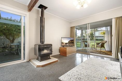Photo of property in 18 Waterlea Avenue, Mangere Bridge, Auckland, 2022