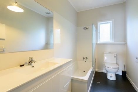 Photo of property in 1/87 Rakau Road, Hataitai, Wellington, 6021