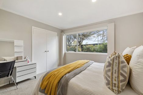 Photo of property in 473 Beach Road, Murrays Bay, Auckland, 0630