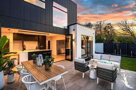 Photo of property in 6 Clifford Avenue, Merivale, Christchurch, 8014