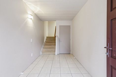 Photo of property in 14b Domanski Crescent, Owhiro Bay, Wellington, 6023