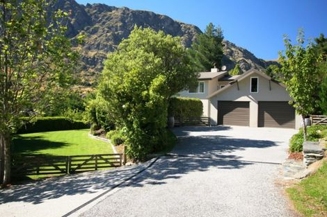Photo of property in 11 Mcchesney Road, Arthurs Point, Queenstown, 9371