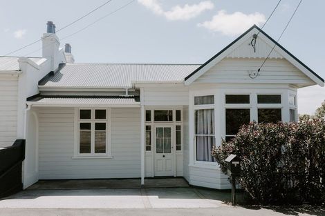 Photo of property in 2 Falcon Street, Roslyn, Dunedin, 9010