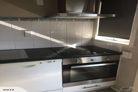 Photo of property in 2/99 Ireland Road, Mount Wellington, Auckland, 1060