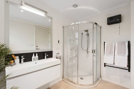 Photo of property in 16 Nightingale Place, Papanui, Christchurch, 8053