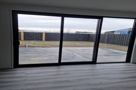 Photo of property in 55 Crossley Avenue, Woodend, 7610