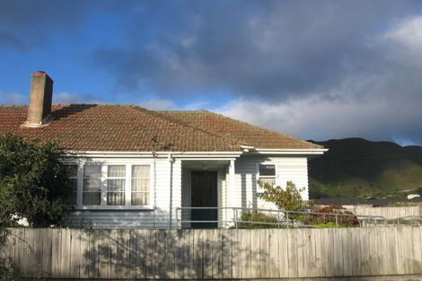 Photo of property in 49 Leighton Avenue, Waiwhetu, Lower Hutt, 5010
