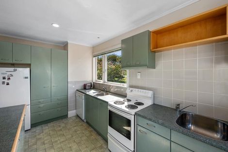 Photo of property in 49 Beach Road, Castor Bay, Auckland, 0620
