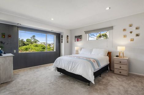 Photo of property in 1/31 Taroka Close, Pinehill, Auckland, 0632