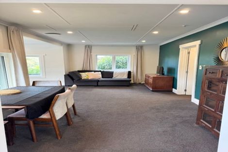 Photo of property in 3 Huia Road, Titirangi, Auckland, 0604