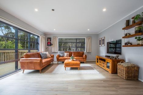 Photo of property in 132 Navigation Drive, Whitby, Porirua, 5024