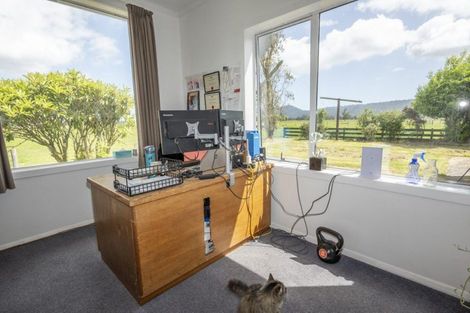 Photo of property in 8 La Fontaine Road, Harihari, 7884