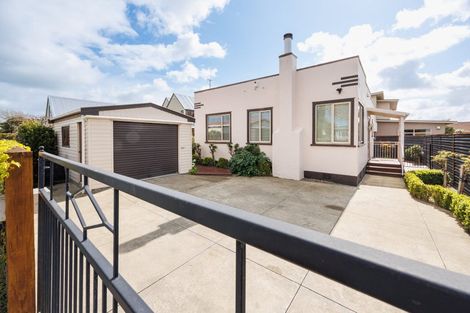 Photo of property in 31 Puriri Terrace, Roslyn, Palmerston North, 4414