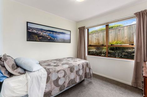 Photo of property in 15 Cassley Crescent, Papakowhai, Porirua, 5024