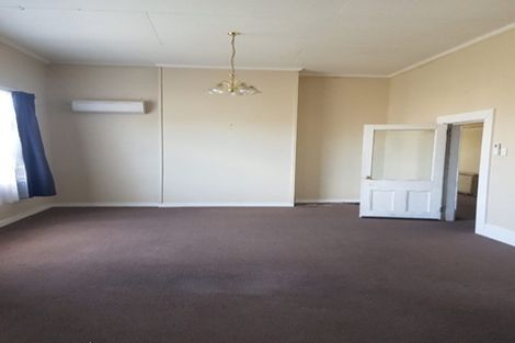Photo of property in 35 Queens Drive, Richmond, Invercargill, 9810