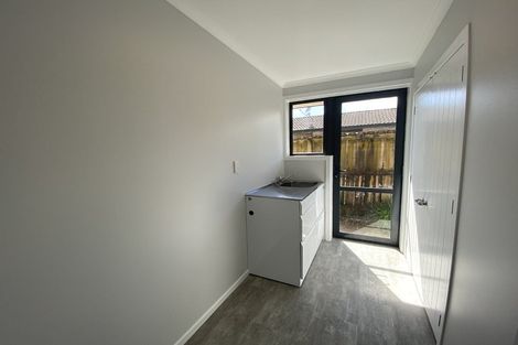 Photo of property in 24 Caltra Place, East Tamaki, Auckland, 2016