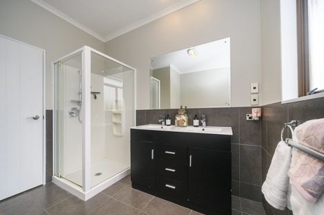 Photo of property in 196 Kelvin Grove Road, Kelvin Grove, Palmerston North, 4414