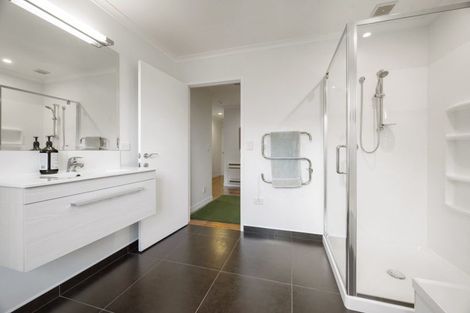 Photo of property in 46 Hamon Place, Pukehangi, Rotorua, 3015