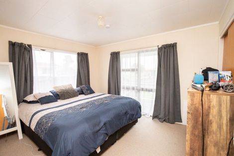 Photo of property in 6 Hale Place, Ngatea, 3503