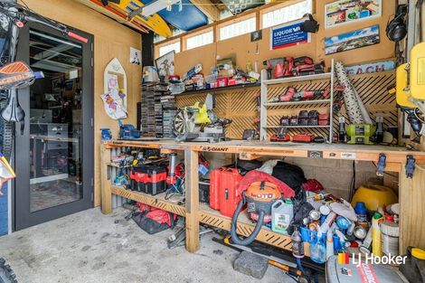 Photo of property in 25 Elwyn Crescent, Green Island, Dunedin, 9018