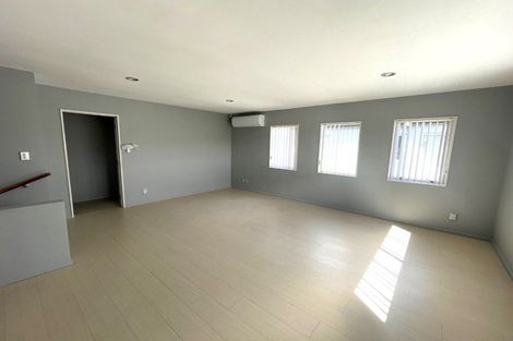 Photo of property in 14 Stamford Crescent, Flat Bush, Auckland, 2019