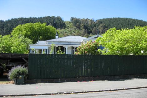 Photo of property in 19 Ngatiawa Street, Nelson South, Nelson, 7010