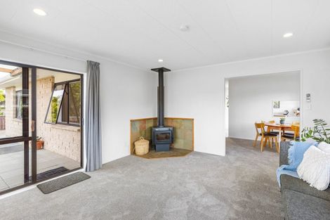 Photo of property in 47 Belvedere Avenue, Waikanae, 5036