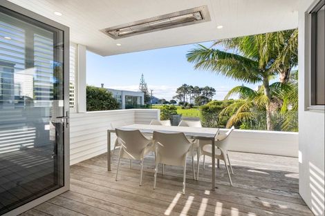 Photo of property in 517b Ocean Road, Whangamata, 3620