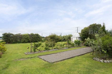 Photo of property in 70 Tokomaru Road East, Tokomaru, Palmerston North, 4474