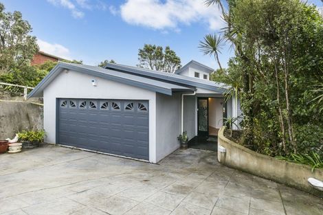 Photo of property in 6 Gurkha Crescent, Khandallah, Wellington, 6035