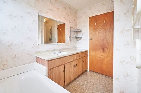 Photo of property in 2/99 Vogel Street, Roslyn, Palmerston North, 4414