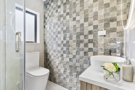 Photo of property in 8/156 Coxhead Road, Wattle Downs, Auckland, 2103