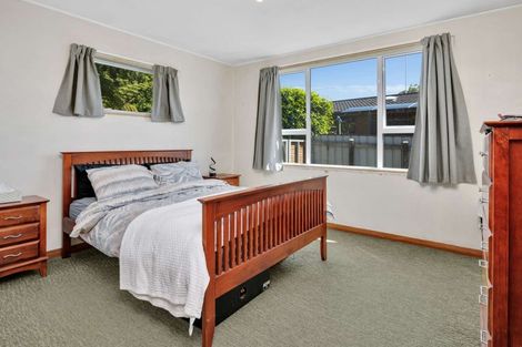 Photo of property in 82 Milton Terrace, Picton, 7220
