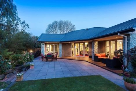 Photo of property in 15 Nightingale Place, Papanui, Christchurch, 8053