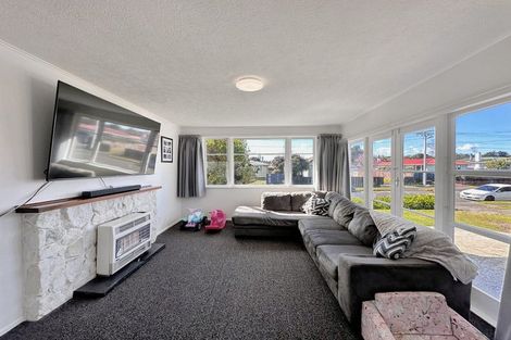 Photo of property in 21 Camellia Avenue, Aramoho, Whanganui, 4500