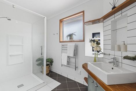 Photo of property in 88a Brois Street, Frankleigh Park, New Plymouth, 4310