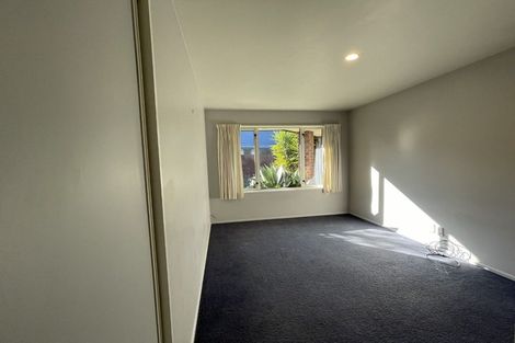 Photo of property in 25 Broadhaven Avenue, Parklands, Christchurch, 8083