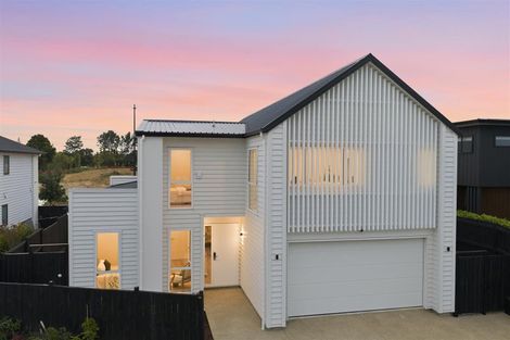 Photo of property in 240 Park Estate Road, Rosehill, Papakura, 2113