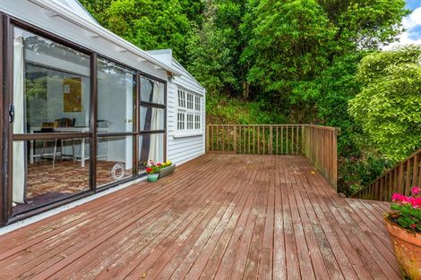 Photo of property in 1/45 Airlie Road, Plimmerton, Porirua, 5026