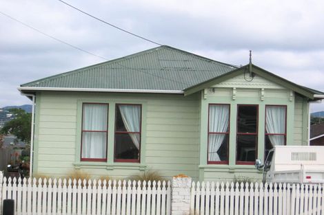 Photo of property in 13 Aparima Avenue, Miramar, Wellington, 6022