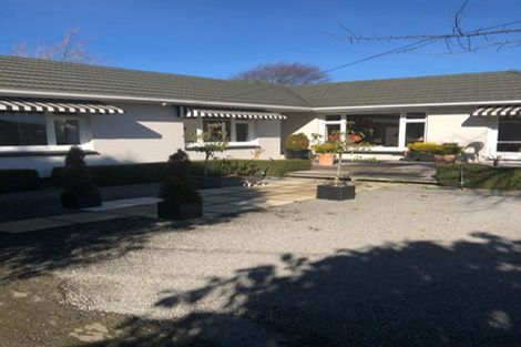Photo of property in 19 Middlepark Road, Sockburn, Christchurch, 8042