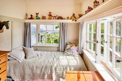 Photo of property in 339 Muritai Road, Eastbourne, Lower Hutt, 5013